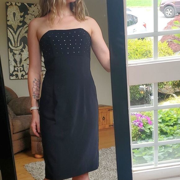 Faviana Strapless Formal Dress - Picture 1 of 3